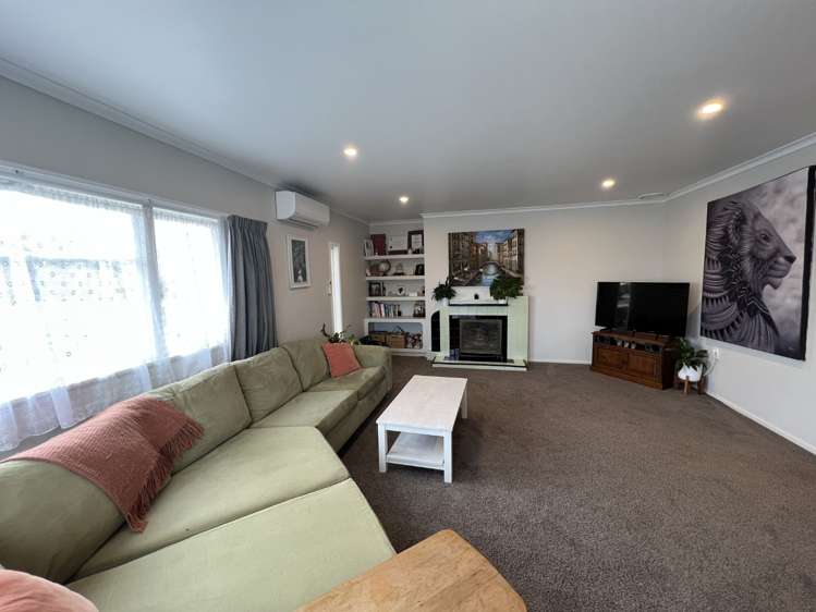 27 Montgomery Avenue Onerahi_8