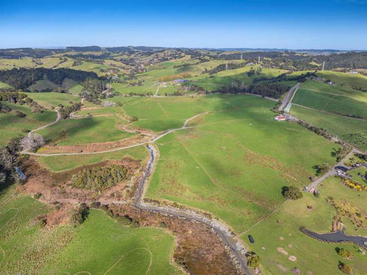 39 Inland Road Helensville_20