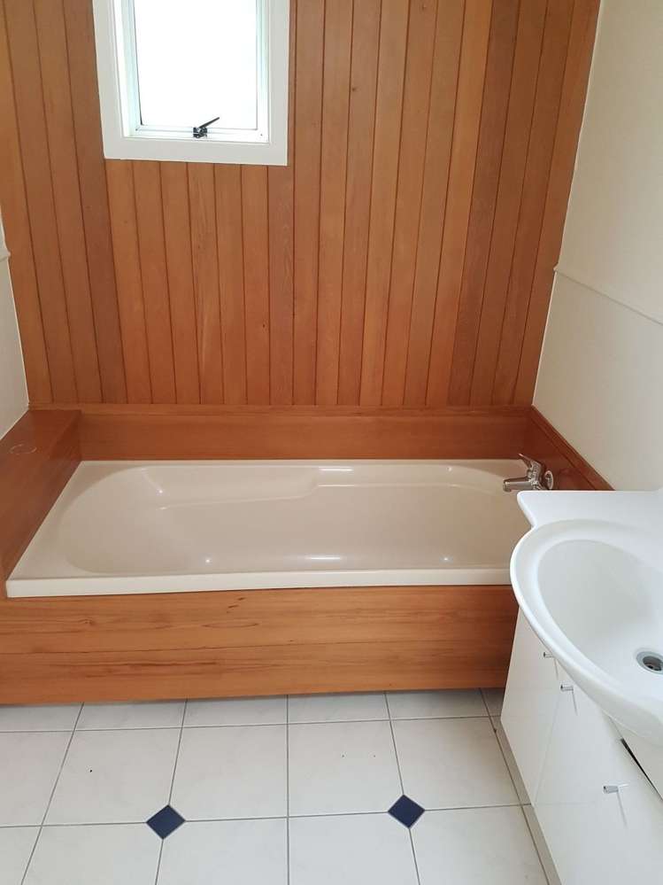 81 Parkvale Road Karori_6