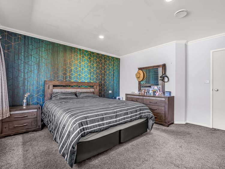 17 Barry Road Waihi_15