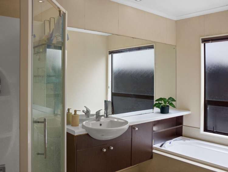  9 Multose Drive Flat Bush_12