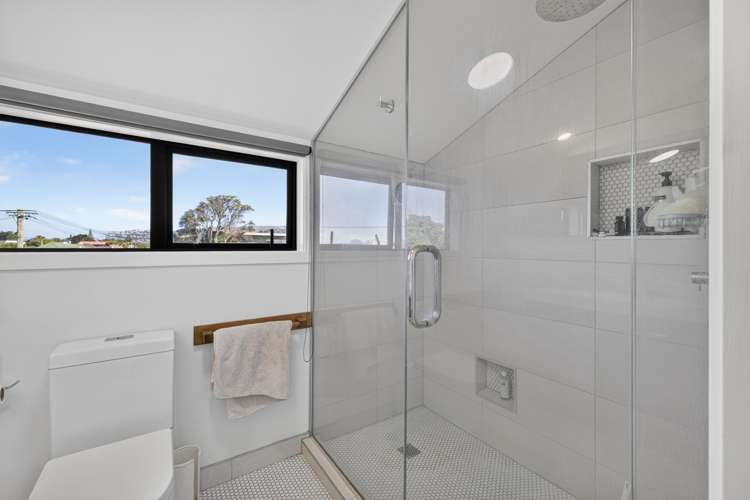 114 Rocking Horse Road Southshore_21