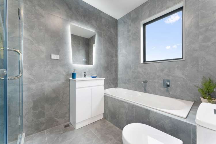 82 Biokovo Street Massey_13