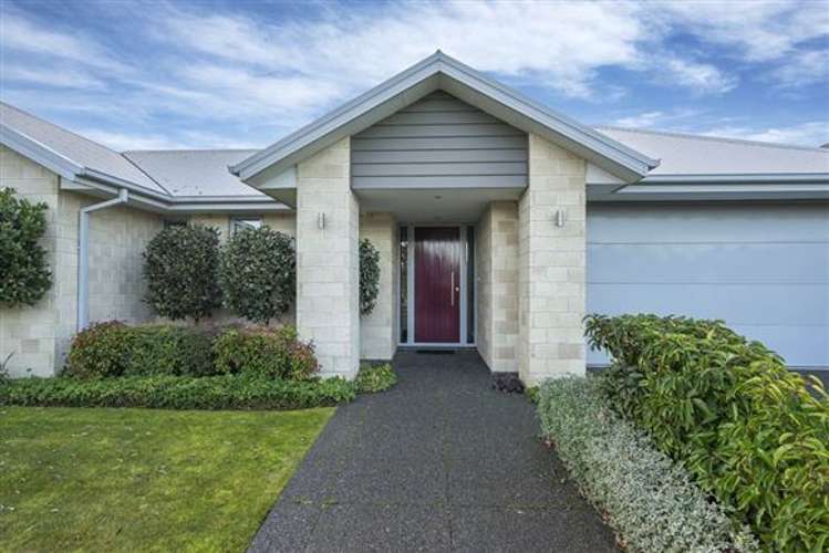 5 Springbrook Lane Northwood_1