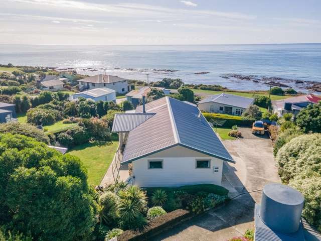 Kakanui Sea Views & More!