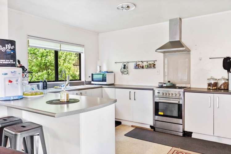 32a Forest Hill Road Henderson_3