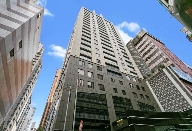 Central Studio with Five-Star Convenience