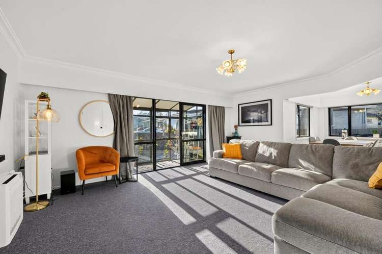 1/5 Alyson Place_2
