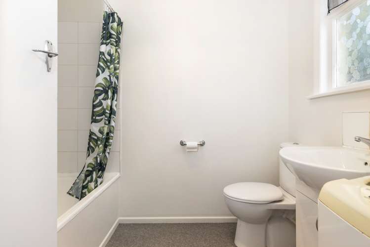 2/7 Leefield Street Blenheim Central_12