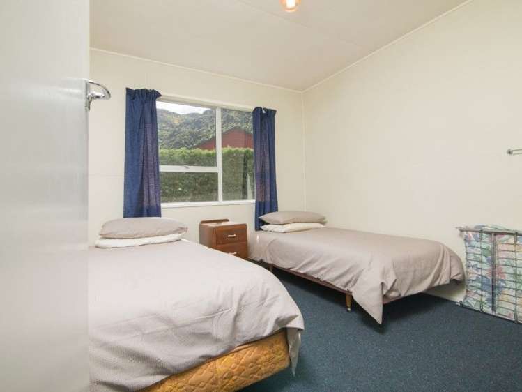 5 Thompson Place Anakiwa and Surrounds_6