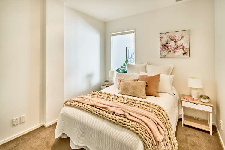 2/35 Torrens Terrace Mount Cook Wellington City Houses for Sale