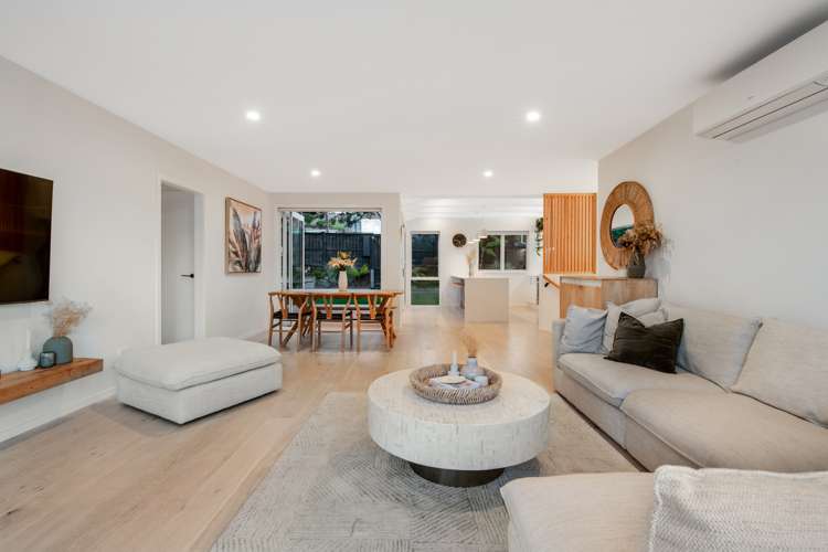 10 Pohutukawa Avenue Red Beach_10