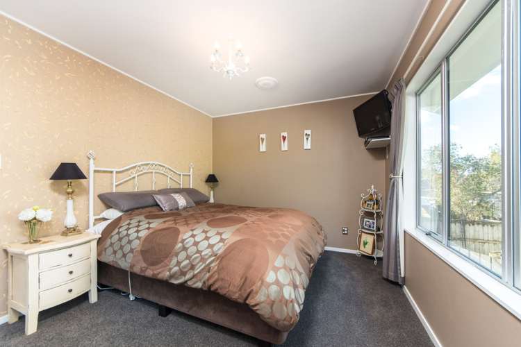 15 Pitcher Place Glen Eden_8