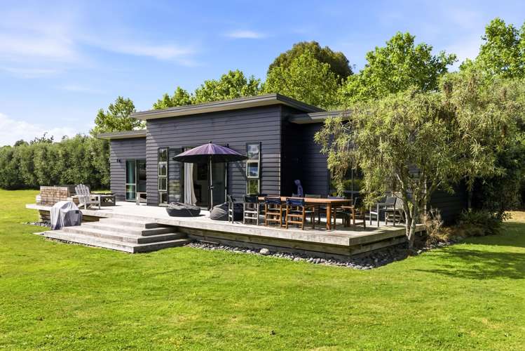 26 Riverpark Drive_0