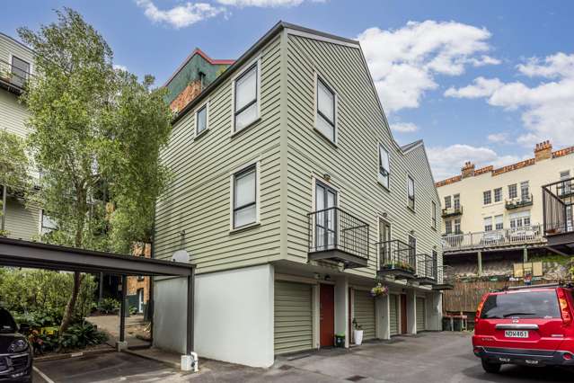 Fringe Area Townhouse