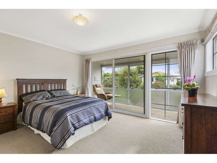 2202/202a Main Road Moncks Bay_8