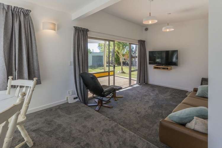 6 Frye Crescent Albert Town_10