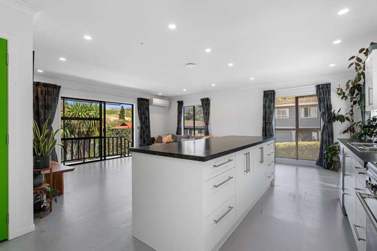 59b Toi Toi Street Toi Toi_10