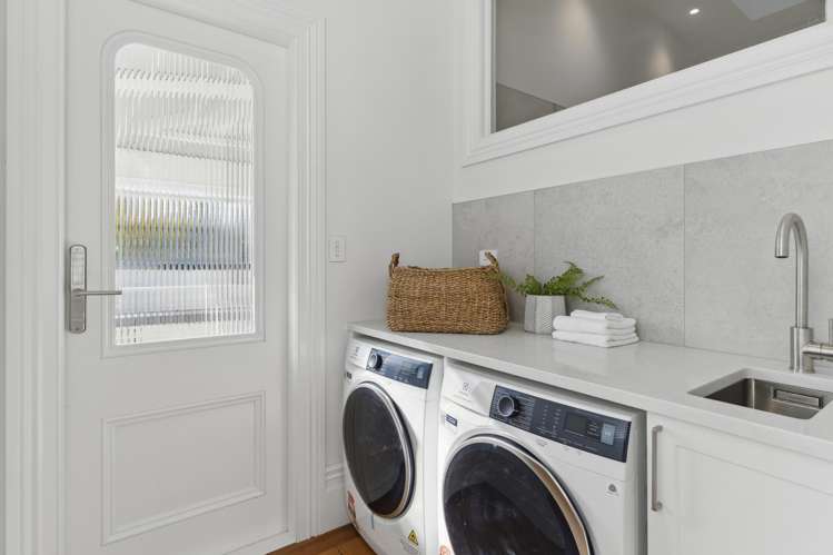 4 Clarence Road Northcote Point_12