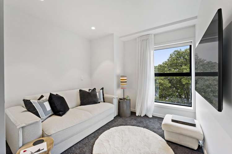 1/279 Lake Road Belmont_16