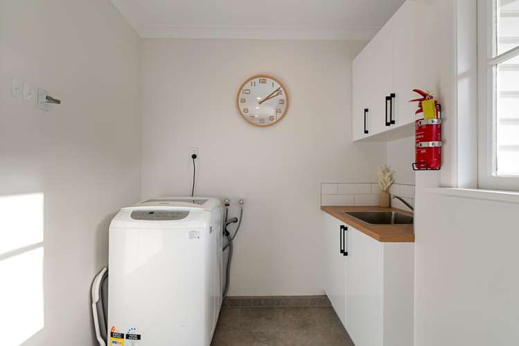 47 Franklyn Road Tawa_13