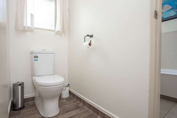 63 McPhee Street Dannevirke_21