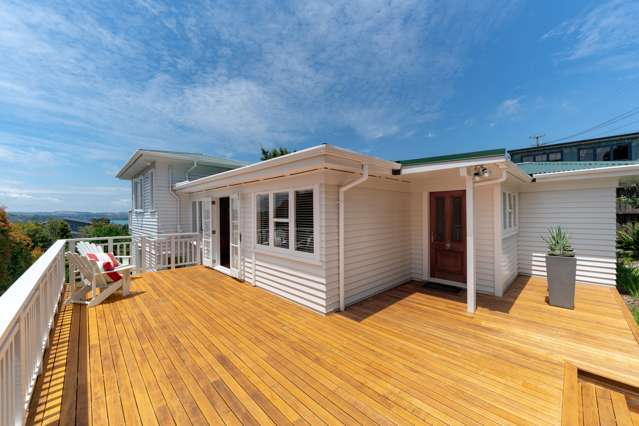 8 Church Bay Road Oneroa_1