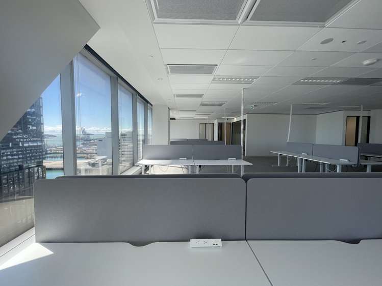 Part Level 16/11 - 19 Customs Street W Auckland Central_5