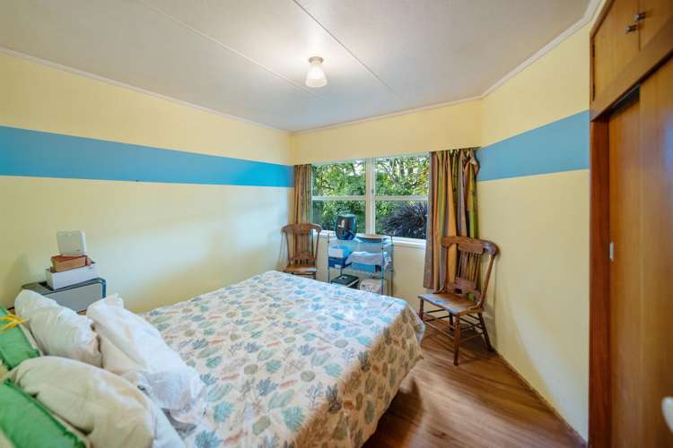 21 Racecourse Road_4
