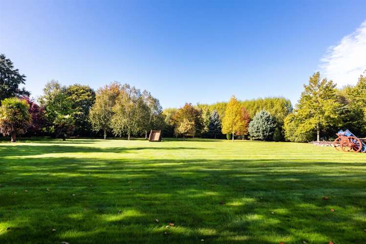 716 Harewood Road Harewood_4