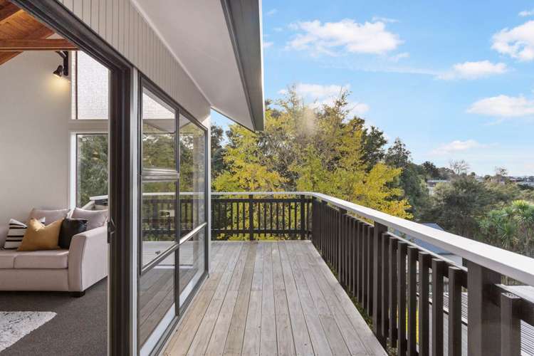 34 Fairmount Road Titirangi_16