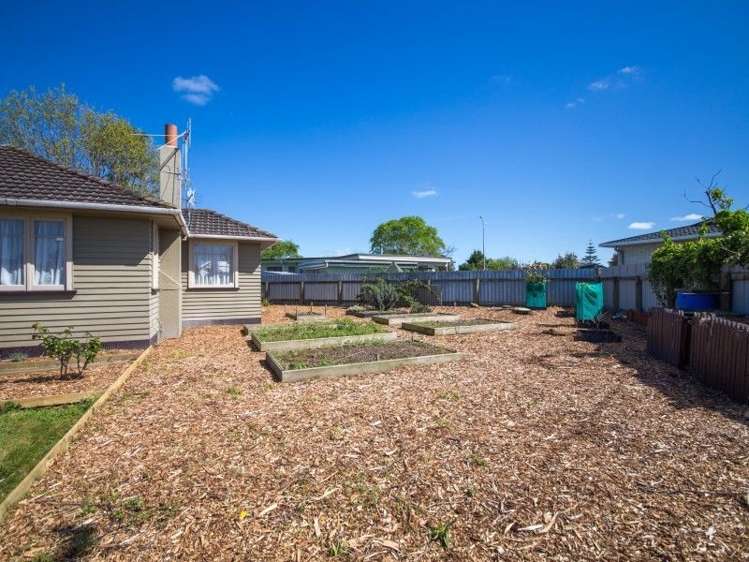 114 East Street Feilding_16