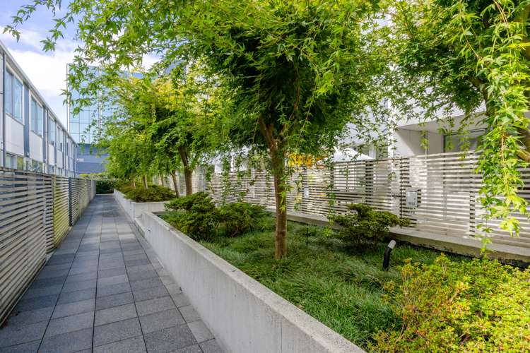 204/22 Fisher-Point Drive Auckland Central_6