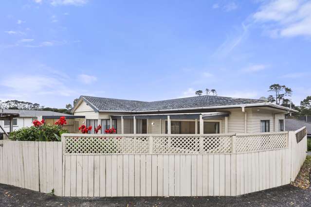 1042 Great North Road Point Chevalier_2
