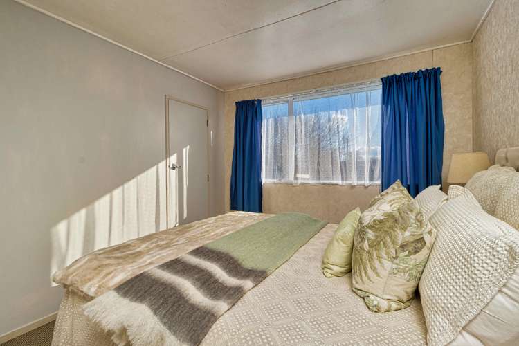 44 Livingstone Road Flaxmere_11