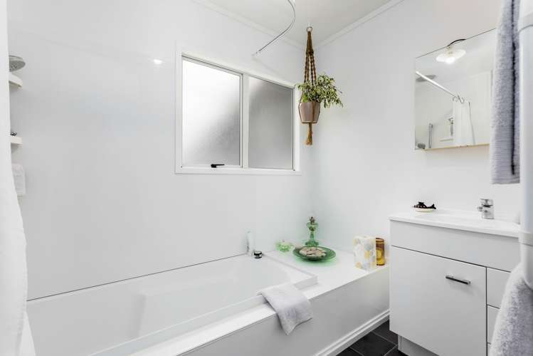 9a Marire Avenue Frankton_10