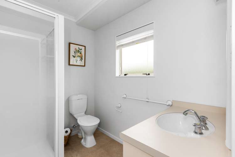 79 Kensington Drive Taradale_9