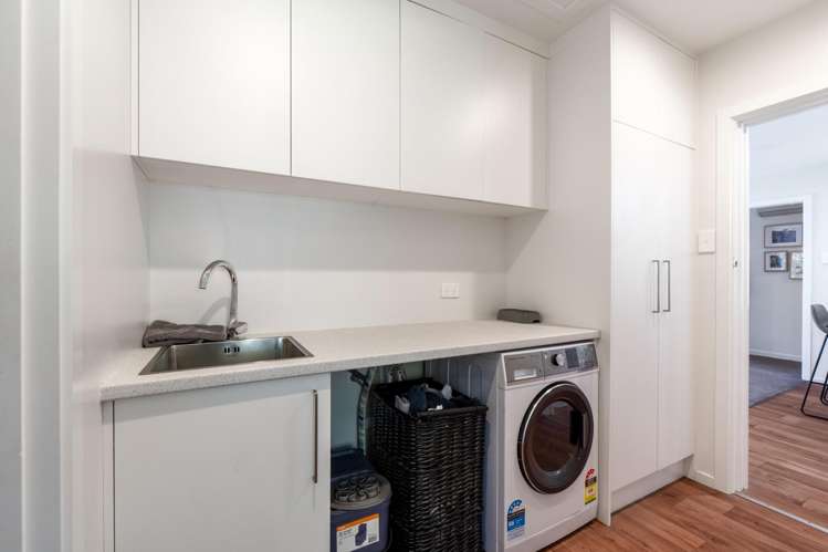 7 Rakiura Parade Otatara_11