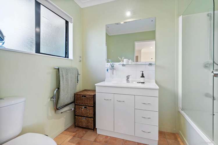 2/274 Glamorgan Drive Northcross_12