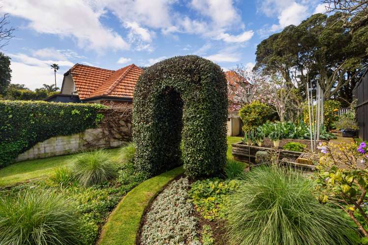 7 Summit Drive Mount Albert_17