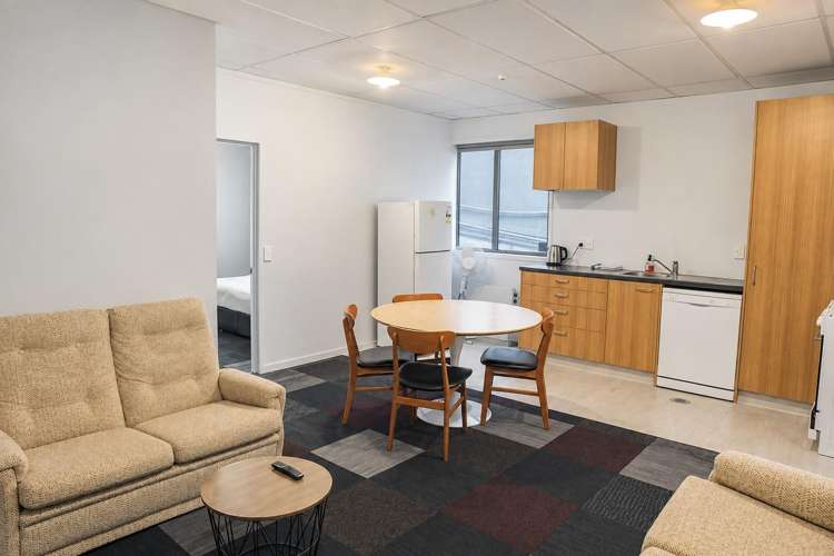  2H/107 Manners Street_0