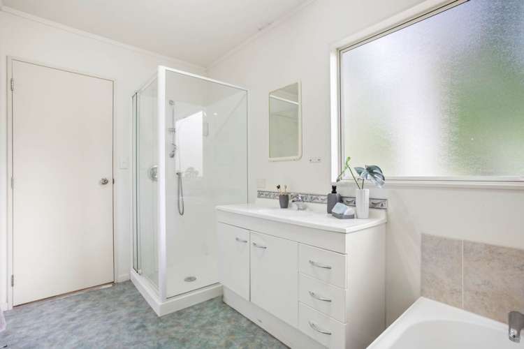 2/52 Roberts Road Glenfield_17