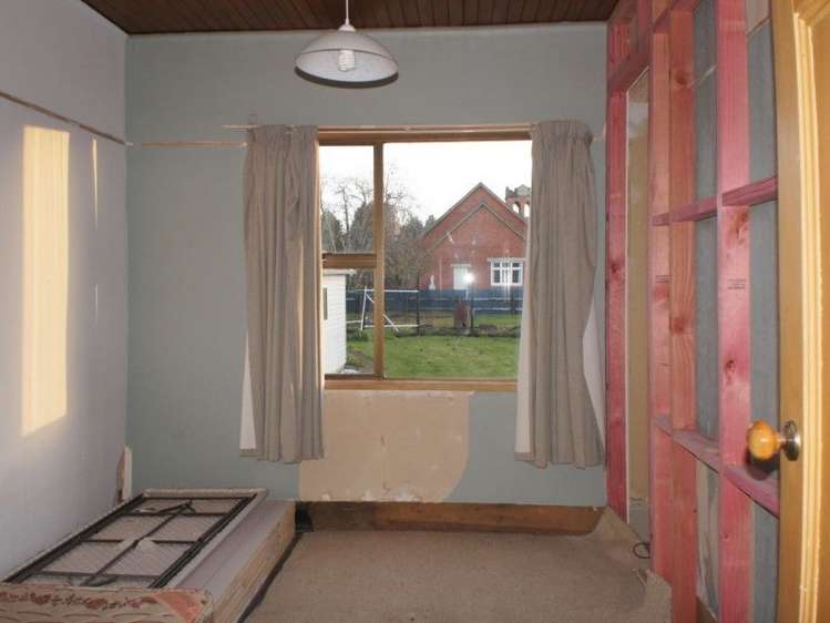 16 Chester Street Otautau_8