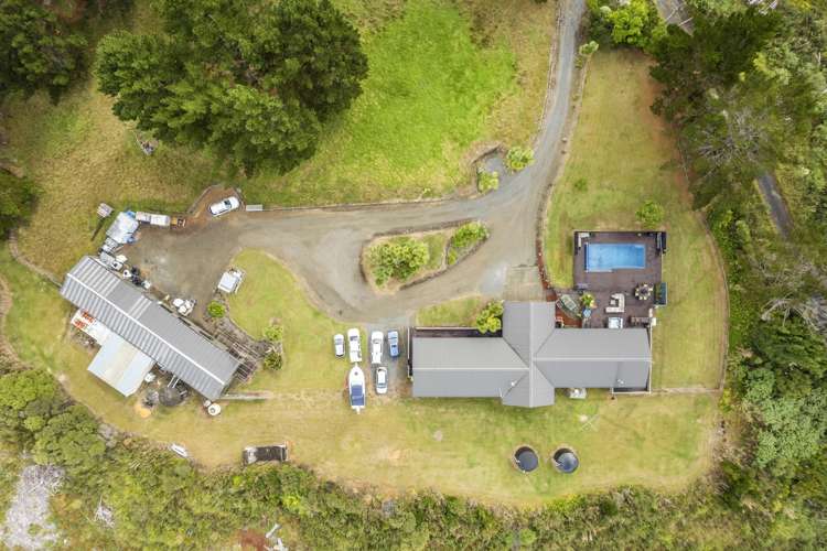 68 Bethells Road Waitakere_16