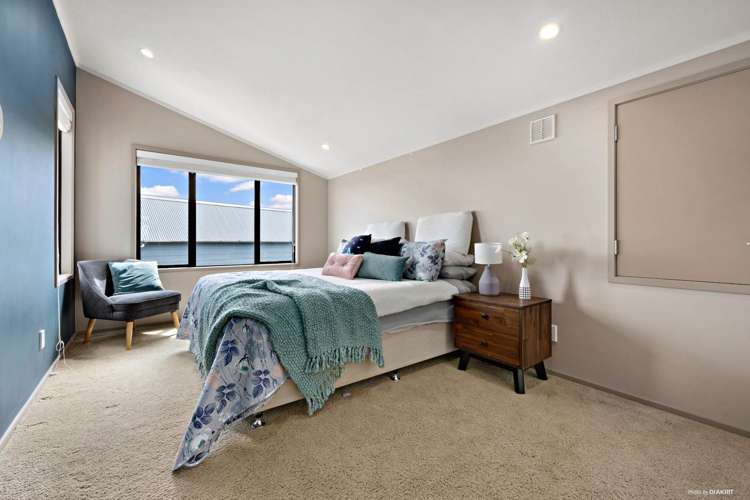 17 Bay Vista Drive Red Beach_16