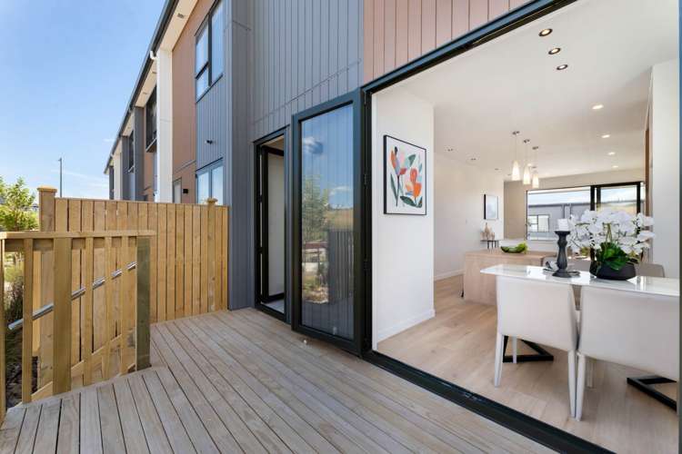 1 Heketara Way Westgate_9