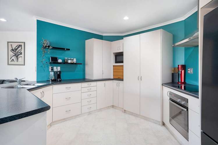 46 Otia Drive Richmond_2