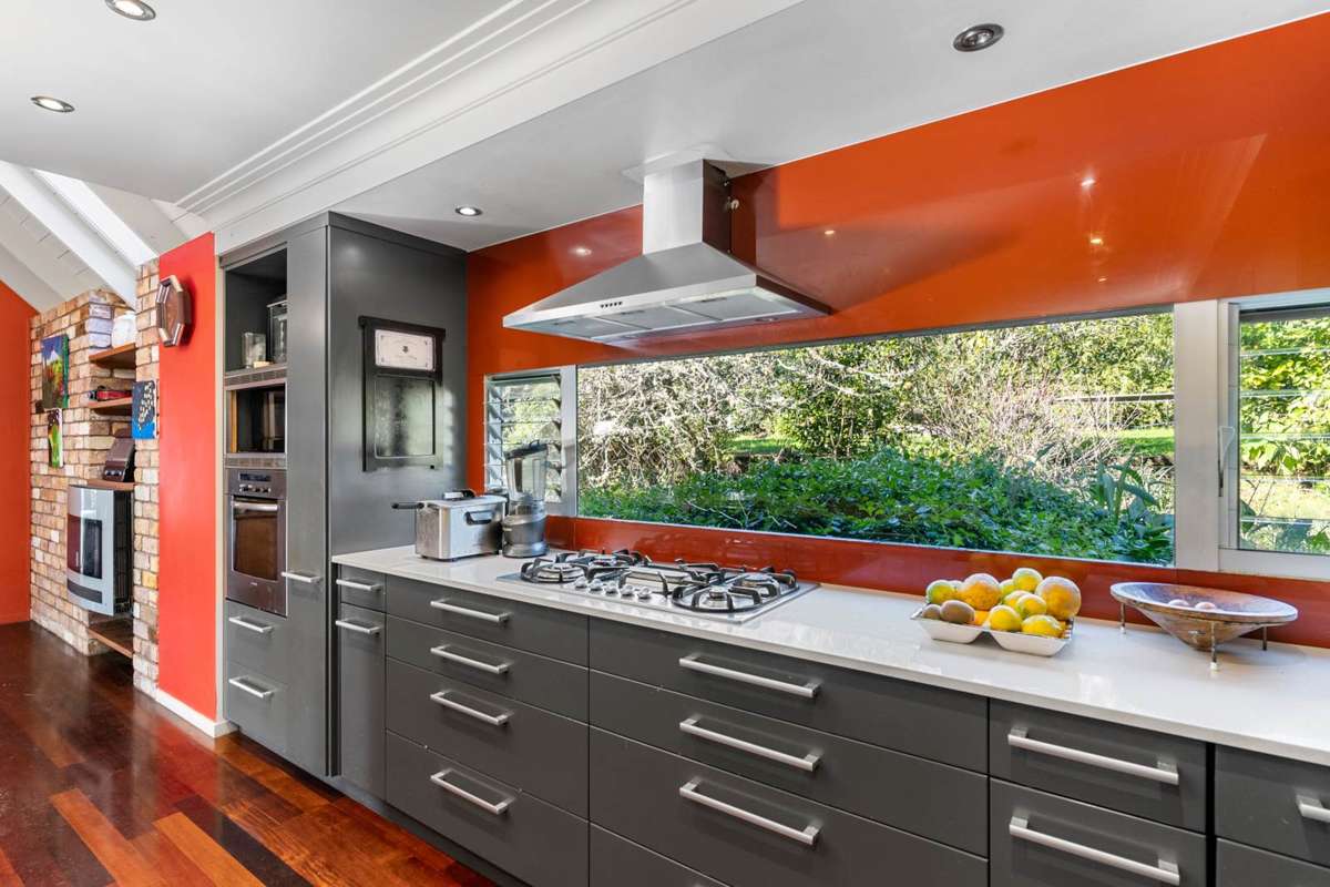 679 Runciman Road_5