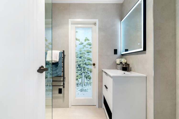 17 Nan Place Pakuranga Heights_15