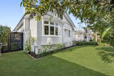 19 Pukehana Avenue_3